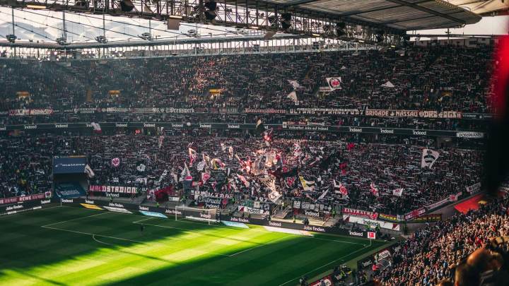 西班牙加时赛进球被秒吹 FIFA：犯规在先